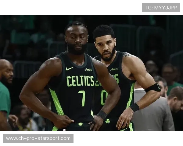 凯尔特人双星合砍60分，防守端同样稳健，凯尔特人对战