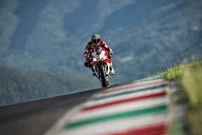 星空体育在线-中乙联赛设立裁判互评机制提升执法专业度，中乙裁判一年能有多少收入