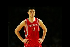 STARRYSKY SPORTS-中国篮球的信念在拼搏中延续，中国篮球精神